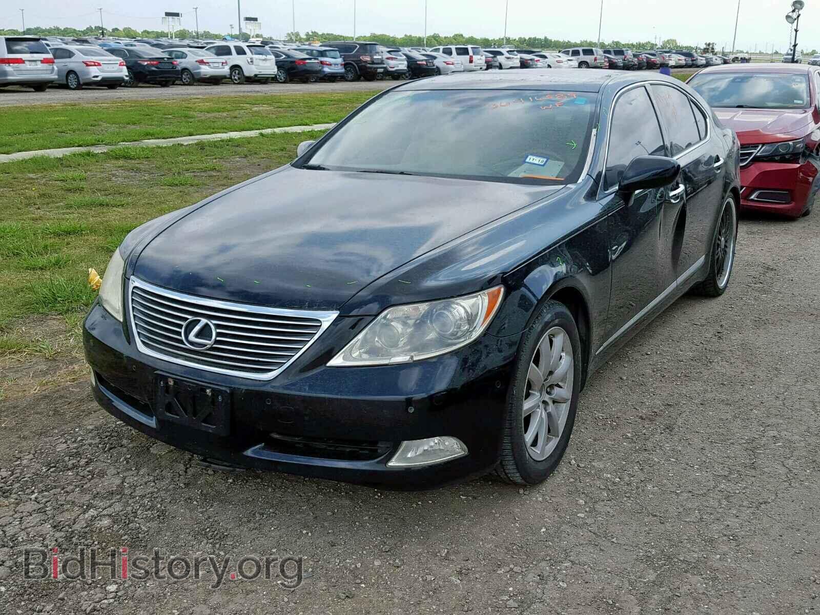 2008 LEXUS LS460 - VIN: JTHBL46F685063989 - Photo 2