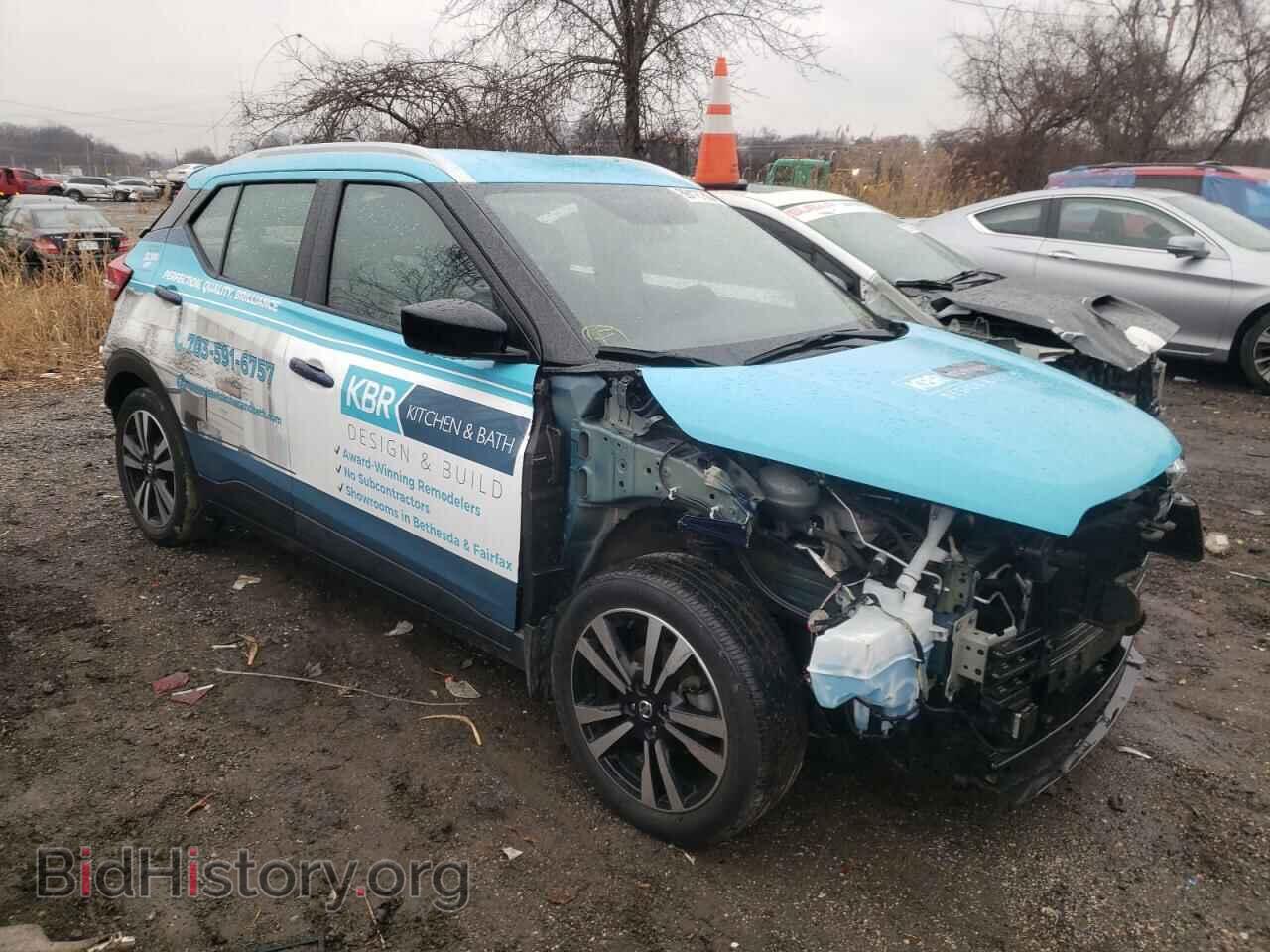 2019 NISSAN KICKS - VIN: 3N1CP5CU3KL562164 - Фото 4