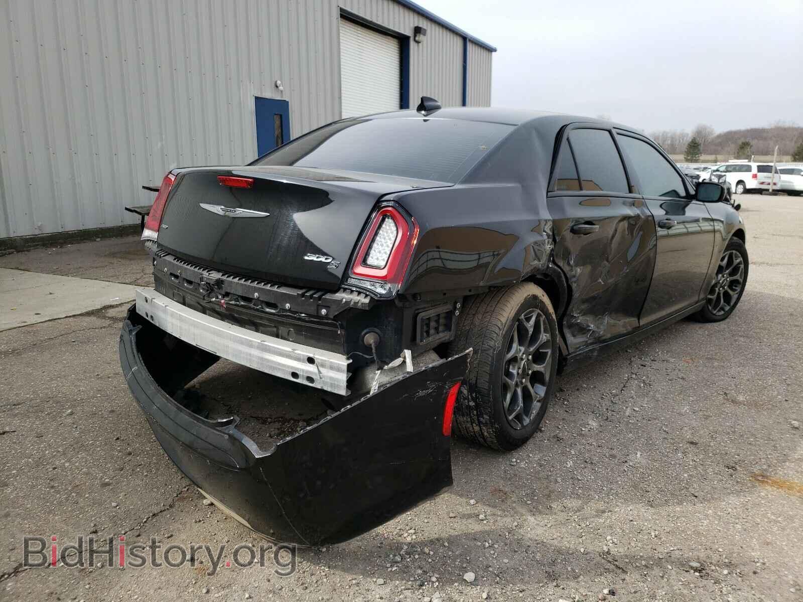 2015 CHRYSLER 300 - VIN: 2C3CCAGGXFH842558 - Фото 4