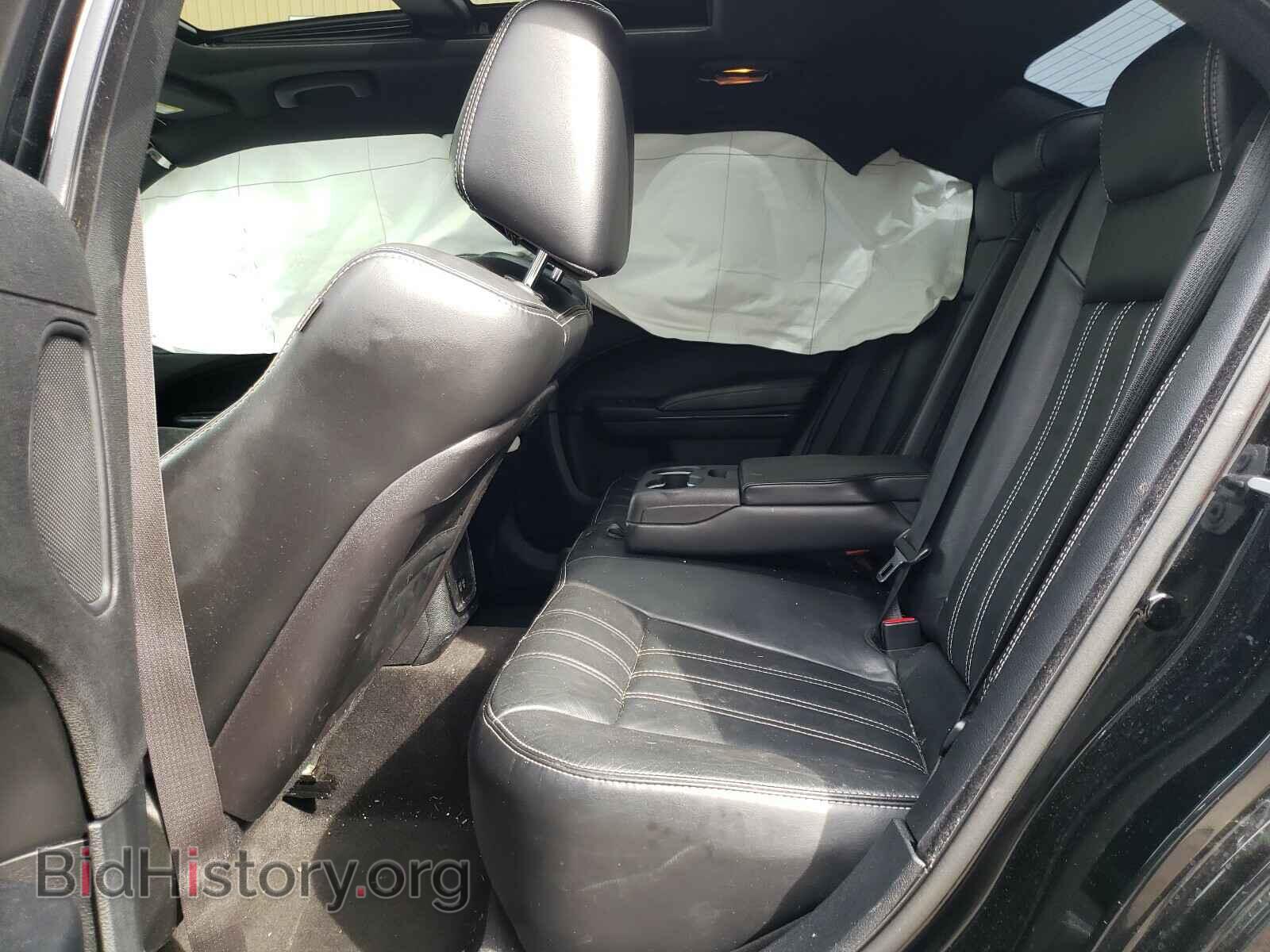 2015 CHRYSLER 300 - VIN: 2C3CCAGGXFH842558 - Фото 6