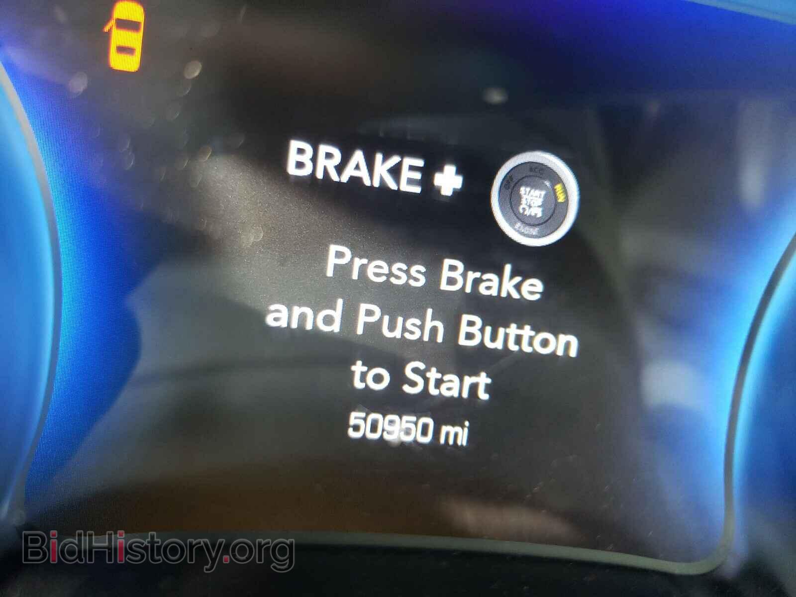2015 CHRYSLER 300 - VIN: 2C3CCAGGXFH842558 - Фото 8