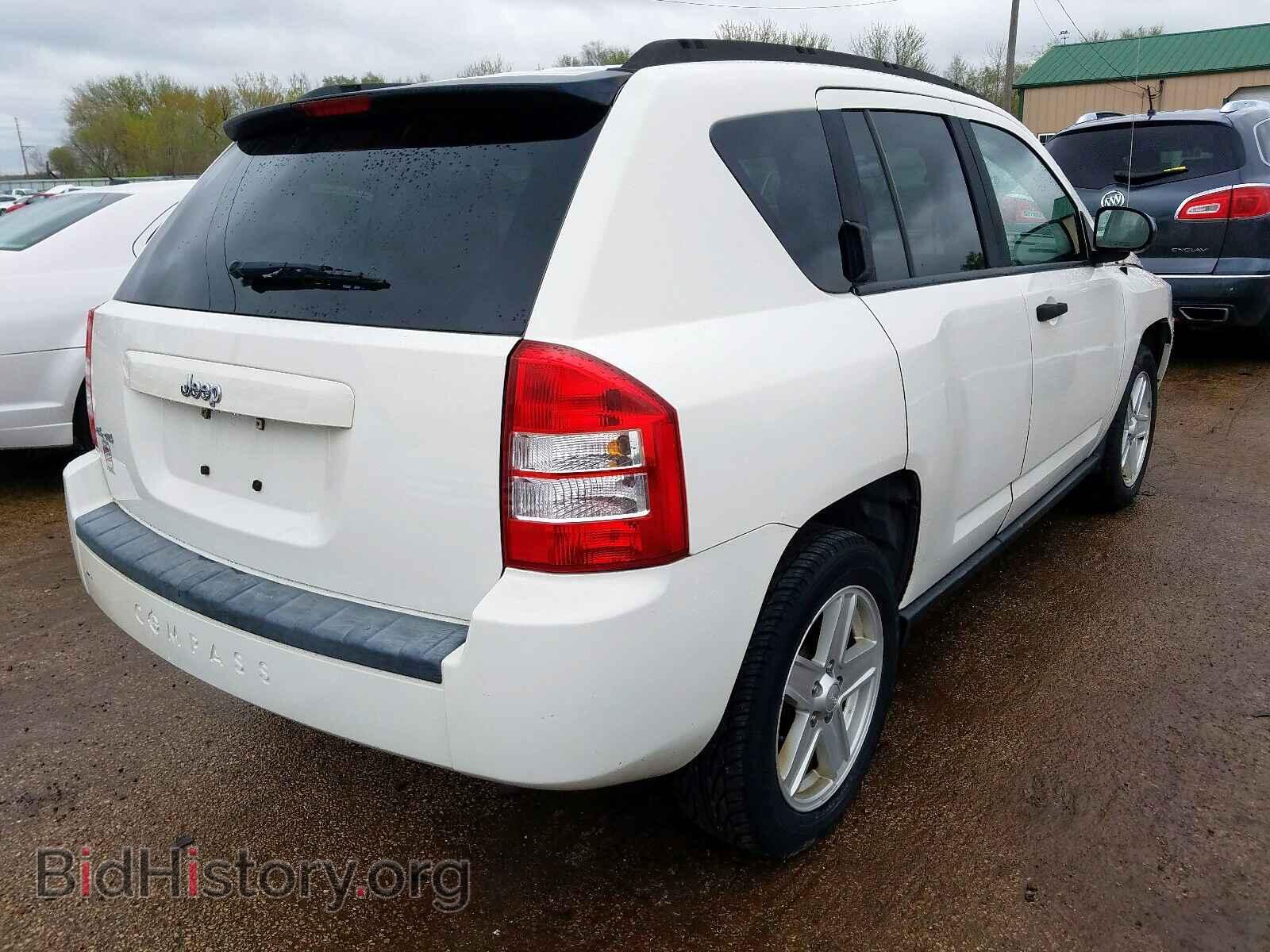 2007 JEEP COMPASS - VIN: 1J8FF47WX7D153474 - Фото 4