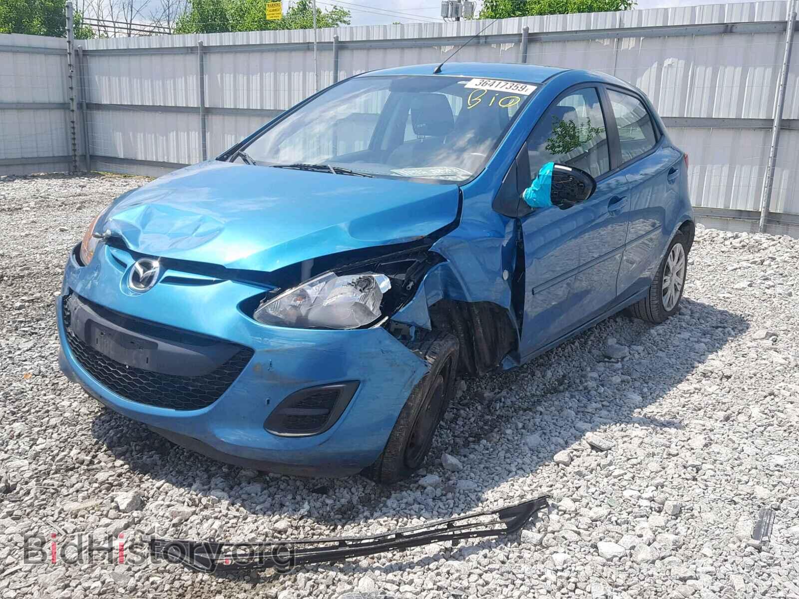 2011 MAZDA 2 - VIN: JM1DE1HY2B0131176 - Photo 2
