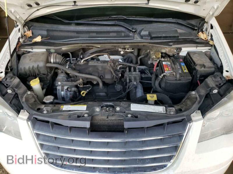 2010 Chrysler MINIVAN (VIN 2A4RR5D13AR266160) — фото 7 из 10