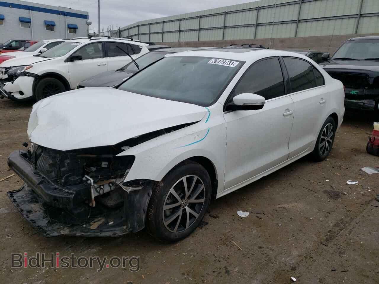 Фотография 3VWDB7AJ4HM275260 - VOLKSWAGEN JETTA 2017