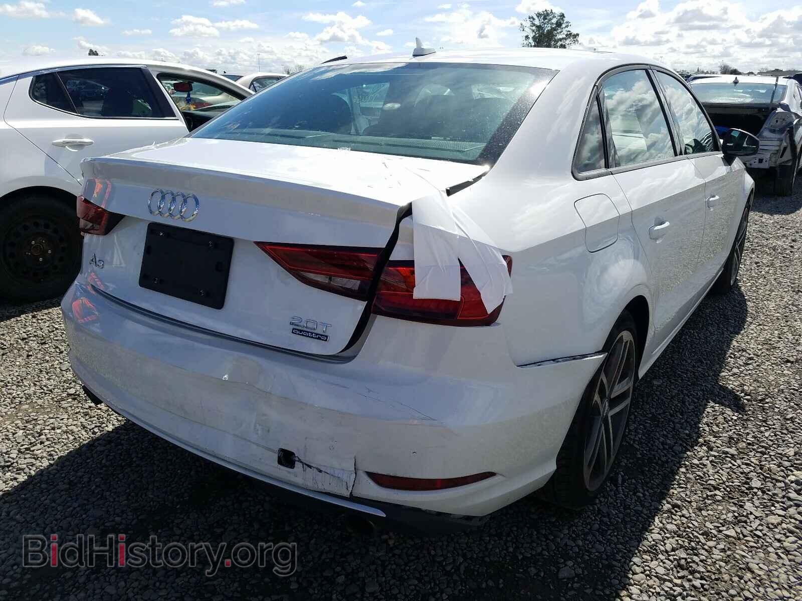2018 AUDI A3 - VIN: WAUB8GFF3J1033556 - Фото 4
