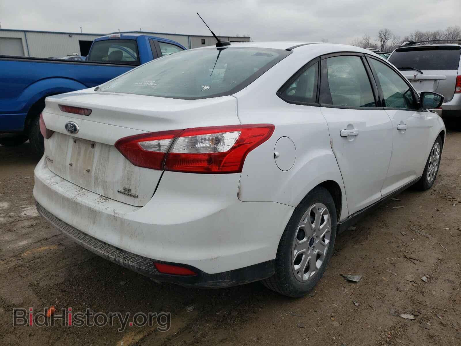 2012 FORD FOCUS - VIN: 1FAHP3F28CL382165 - Photo 4