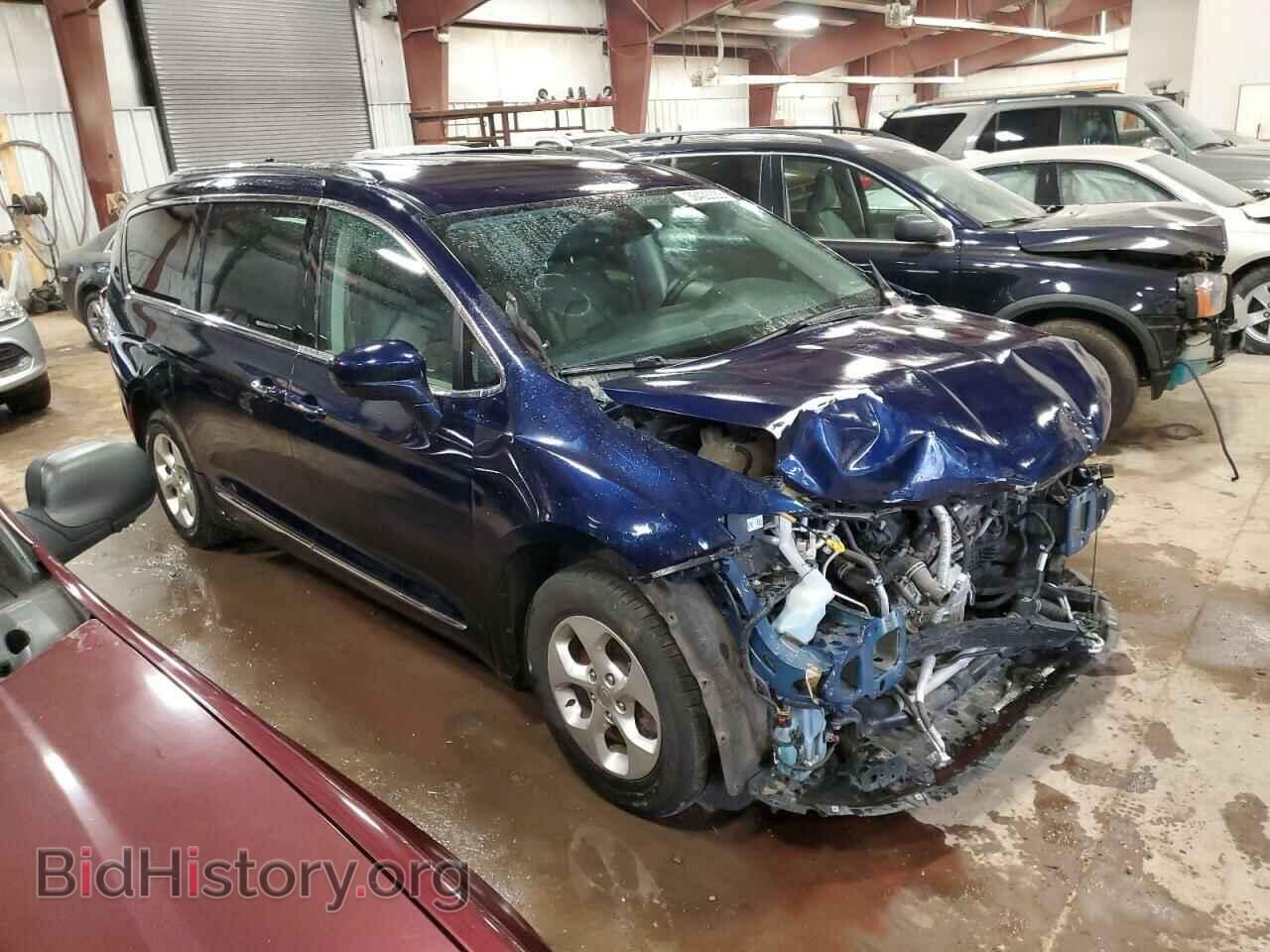 2017 CHRYSLER PACIFICA - VIN: 2C4RC1EG2HR817045 - Фото 4