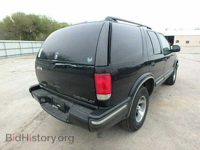1998 CHEVROLET BLAZER - VIN: 1GNCS13W2W2289870 - Фото 4