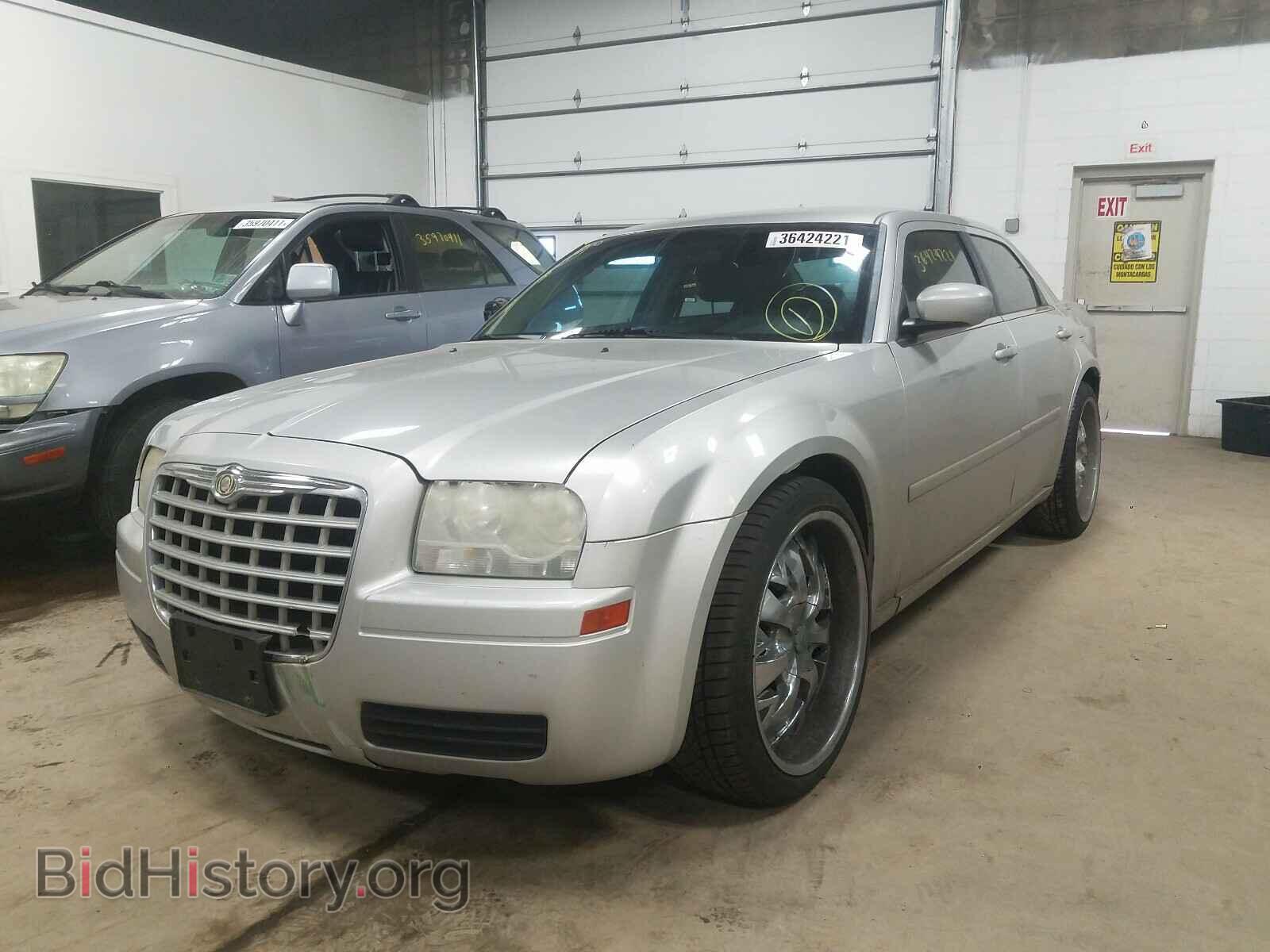 2007 CHRYSLER 300 - VIN: 2C3LA43R27H874789 - Фото 2