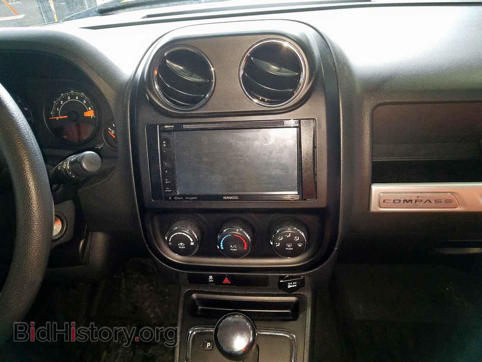 2014 JEEP COMPASS - VIN: 1C4NJDBBXED661429 - Photo 9