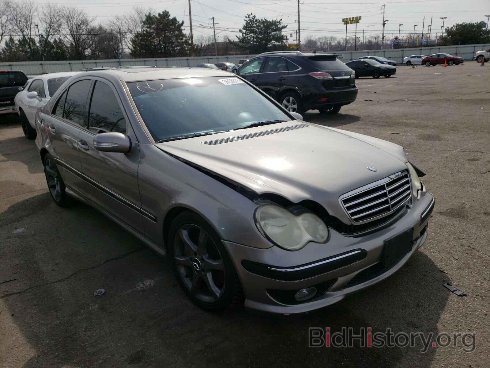 Photo WDBRF52H67F859928 - MERCEDES-BENZ C CLASS 2007