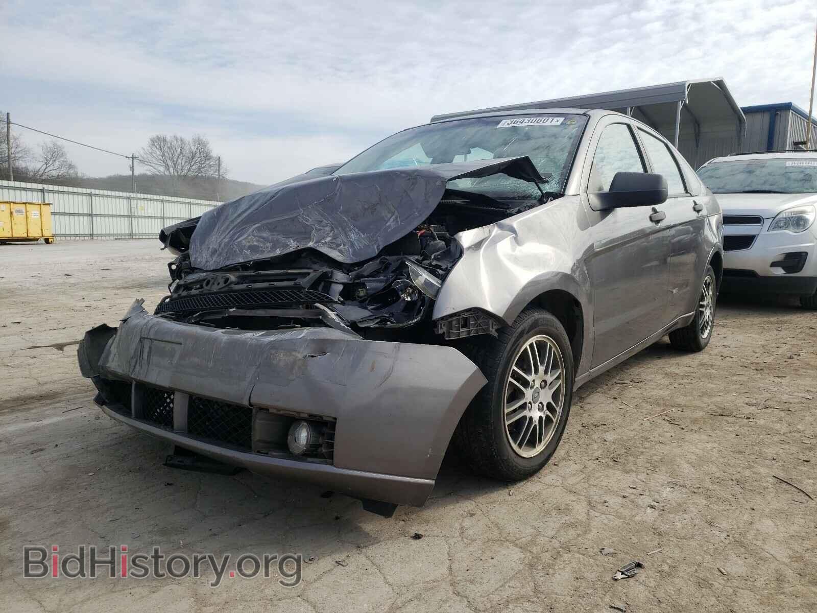 2011 FORD FOCUS - VIN: 1FAHP3FN0BW188916 - Фото 2