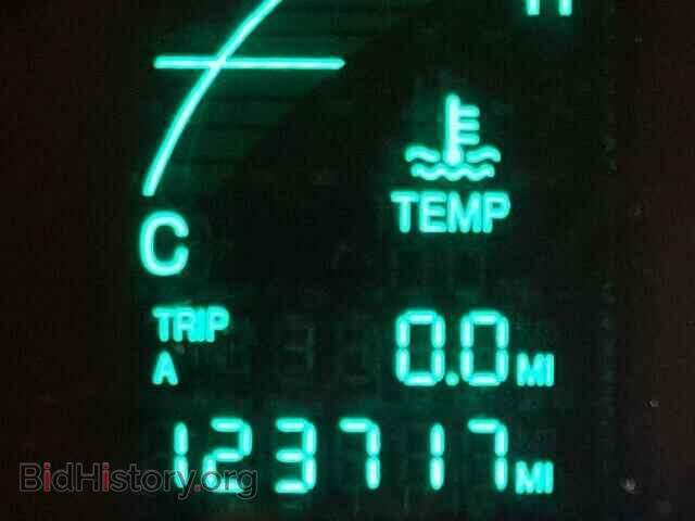 2000 CADILLAC DEVILLE - VIN: 1G6KD54Y5YU311411 - Фото 8
