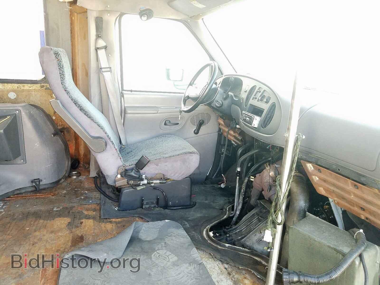 2000 FORD ECONOLINE - VIN: 1FDWE35F5YHB36126 - Фото 5