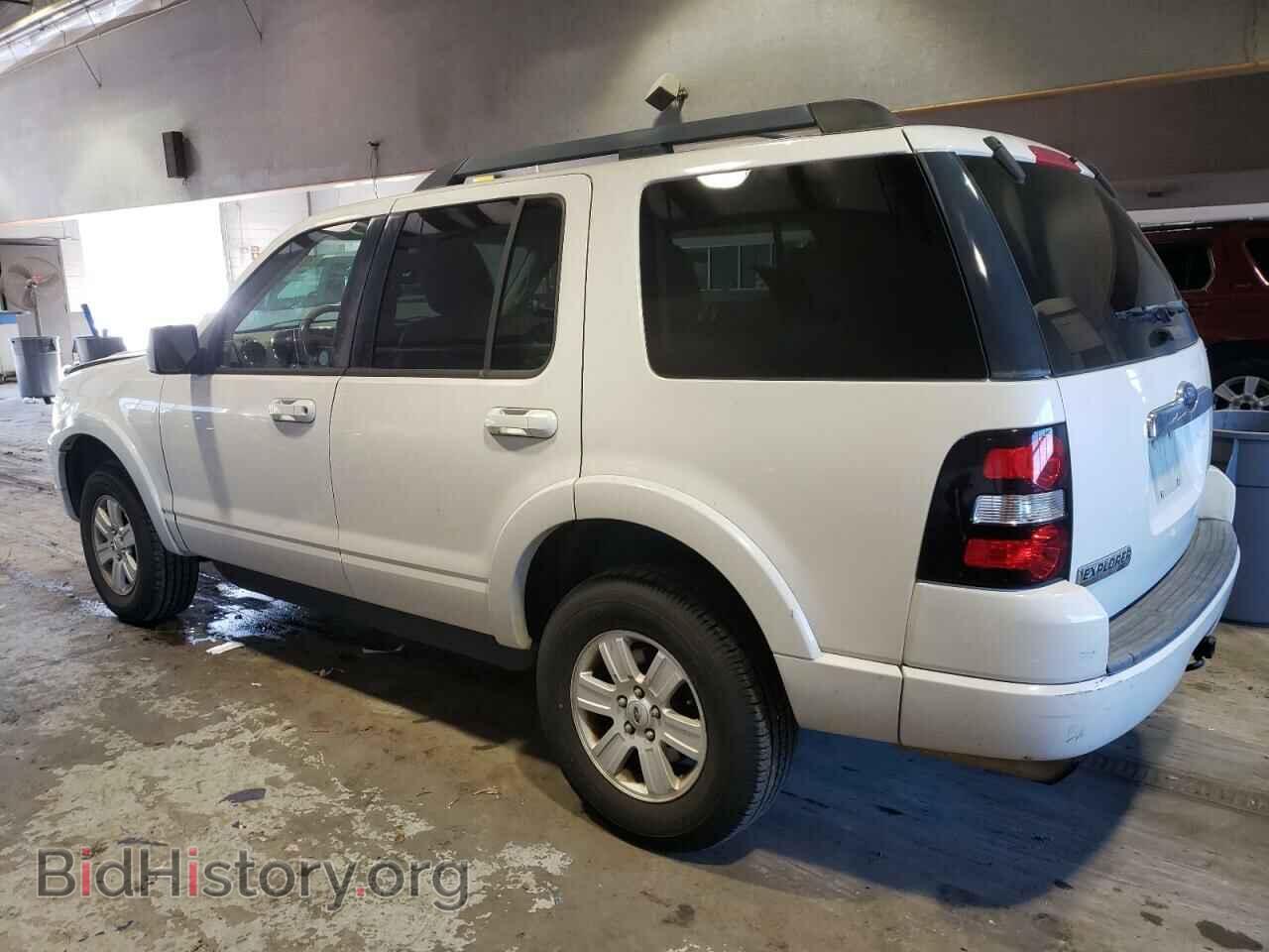 2010 FORD EXPLORER - VIN: 1FMEU6DE5AUA26389 - Фото 2