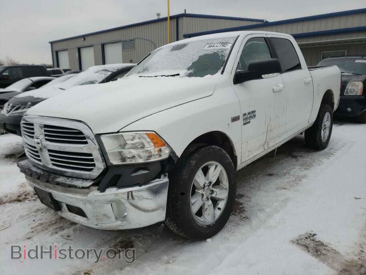 2019 RAM 1500 - VIN: 1C6RR7LT2KS535664 - Photo 2