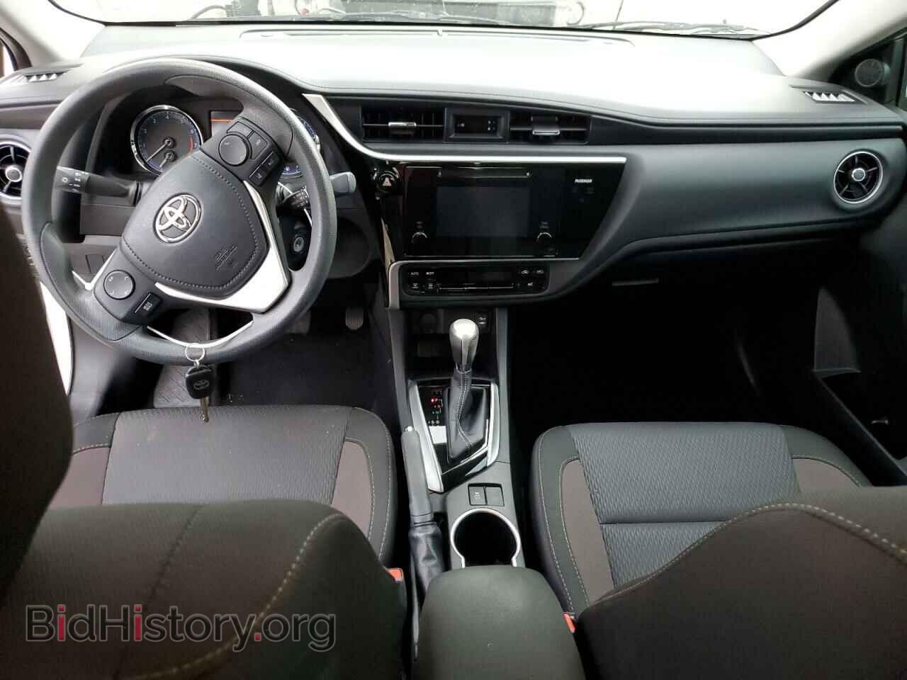 2017 TOYOTA COROLLA - VIN: 2T1BURHE7HC838738 - Photo 8