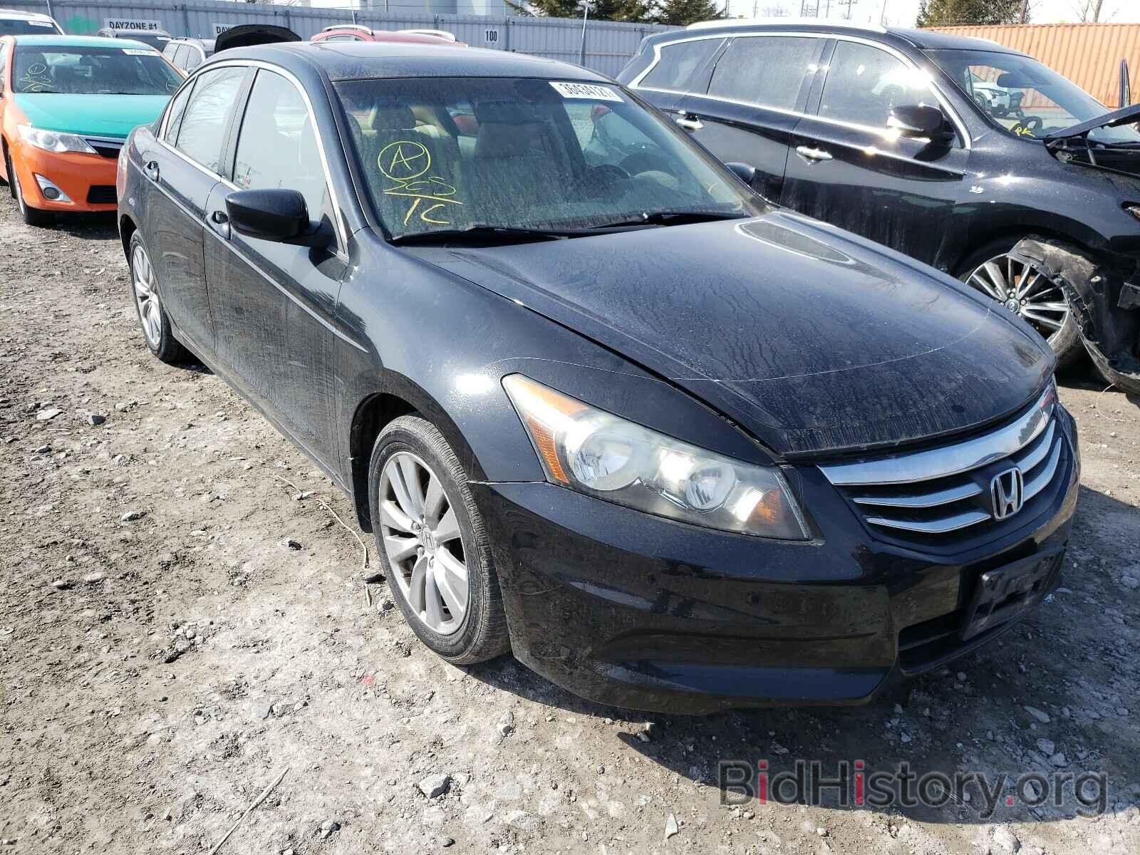 Photo 1HGCP2F86BA804142 - HONDA ACCORD 2011