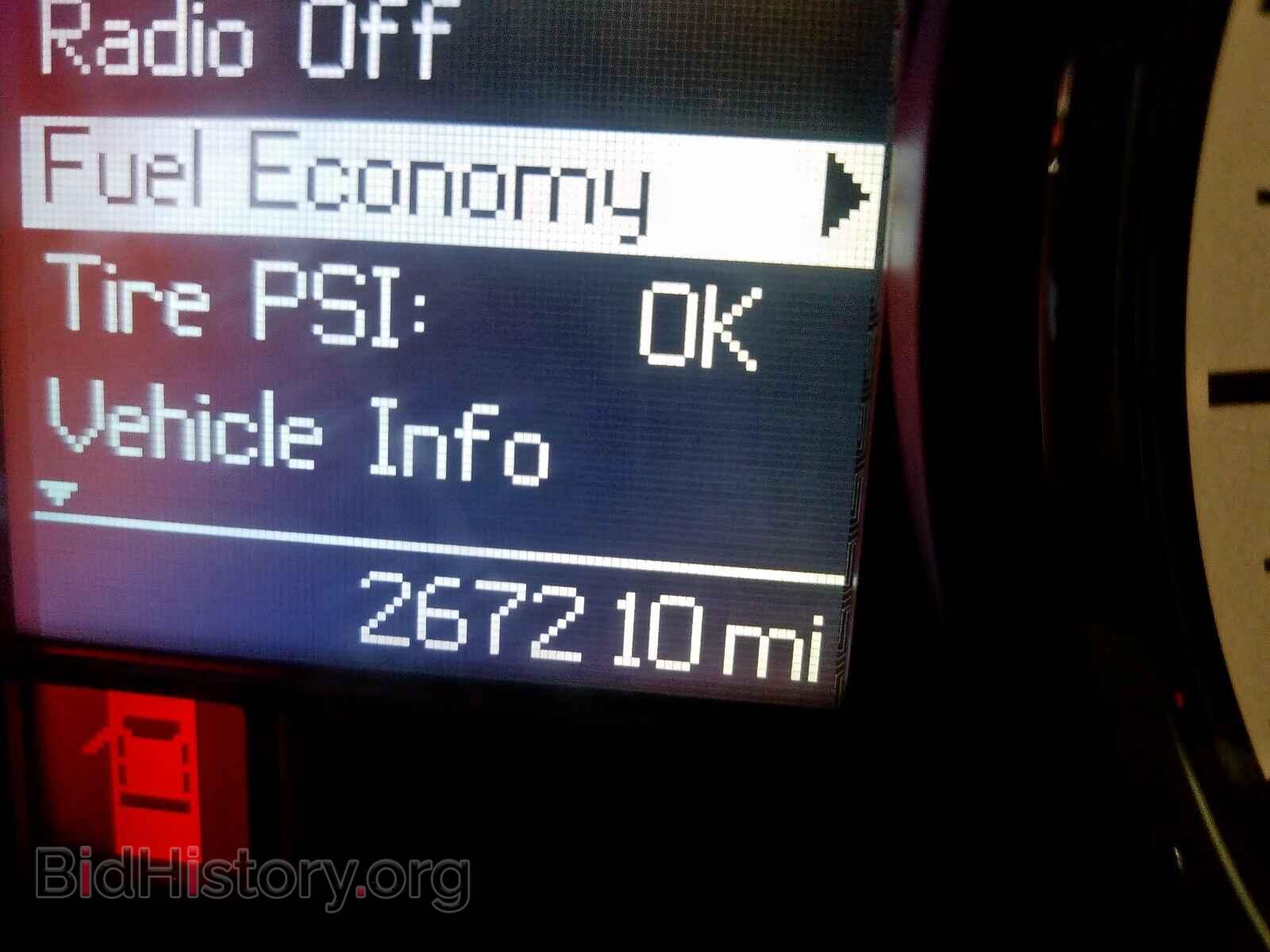2011 DODGE RAM 1500 - VIN: 1D7RB1GT1BS543913 - Фото 8