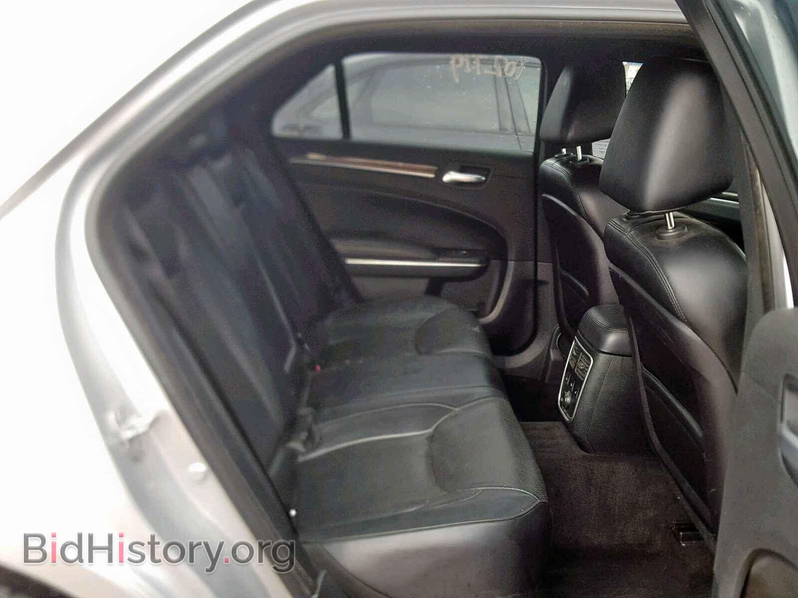 2012 CHRYSLER 300 - VIN: 2C3CCAET8CH256016 - Фото 6