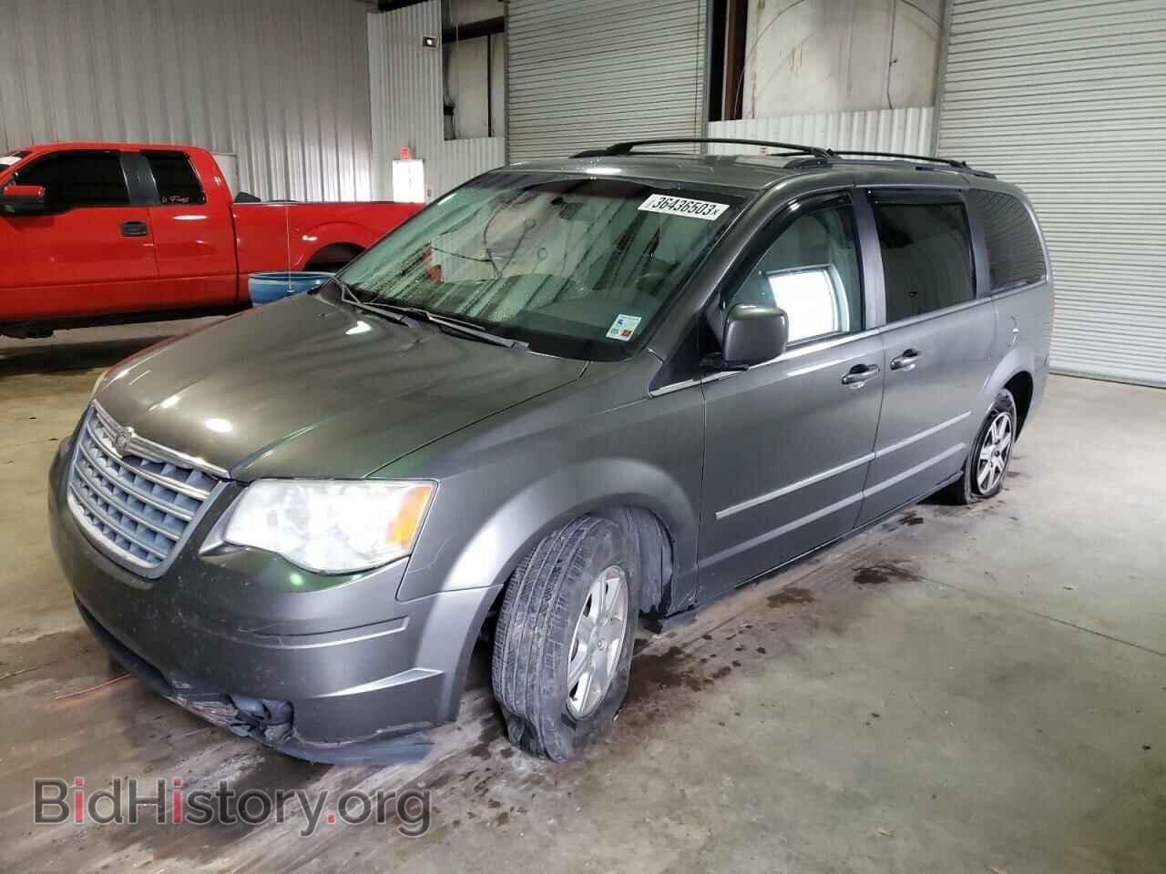 Photo 2A4RR5D10AR452156 - CHRYSLER MINIVAN 2010