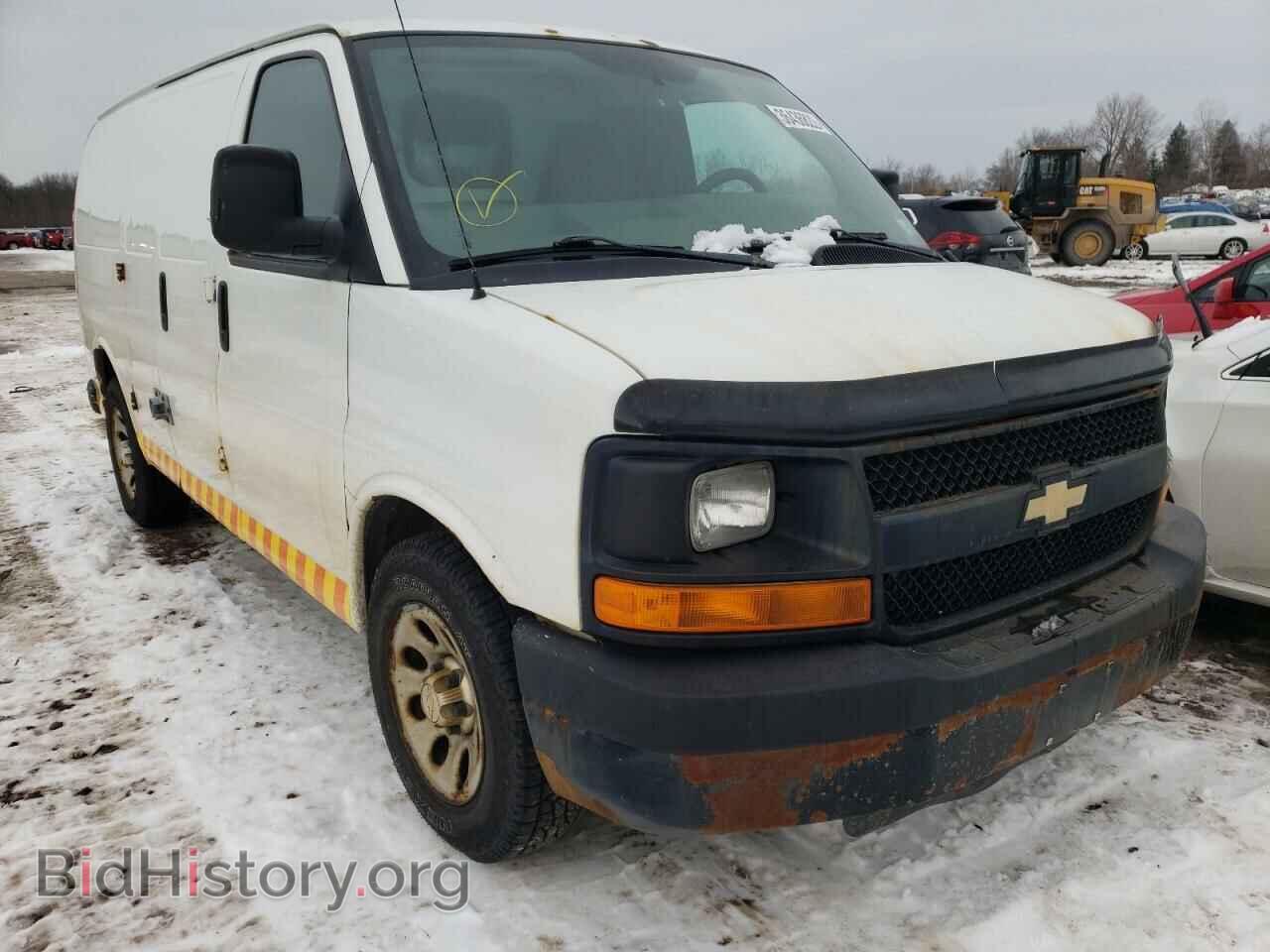 Photo 1GCSGAFX8C1114082 - CHEVROLET EXPRESS 2012