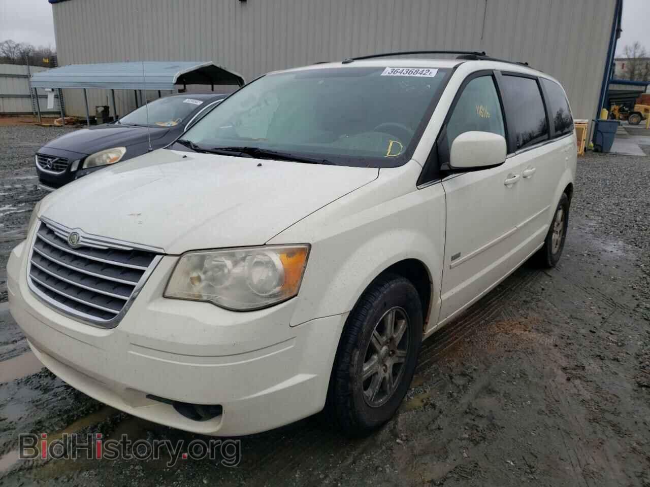 2008 CHRYSLER MINIVAN - VIN: 2A8HR54P68R834622 - Фото 2