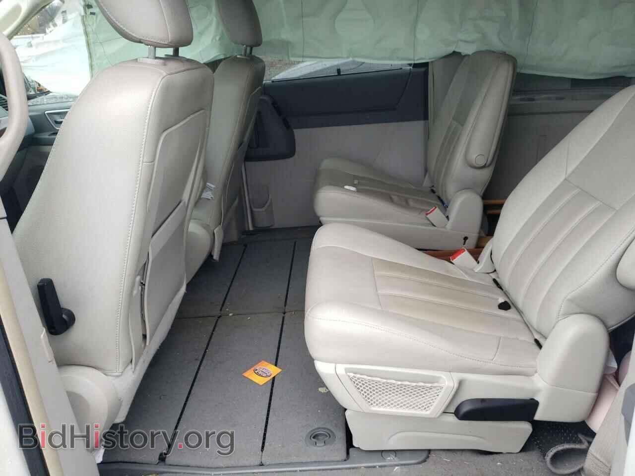 2008 CHRYSLER MINIVAN - VIN: 2A8HR54P68R834622 - Фото 6