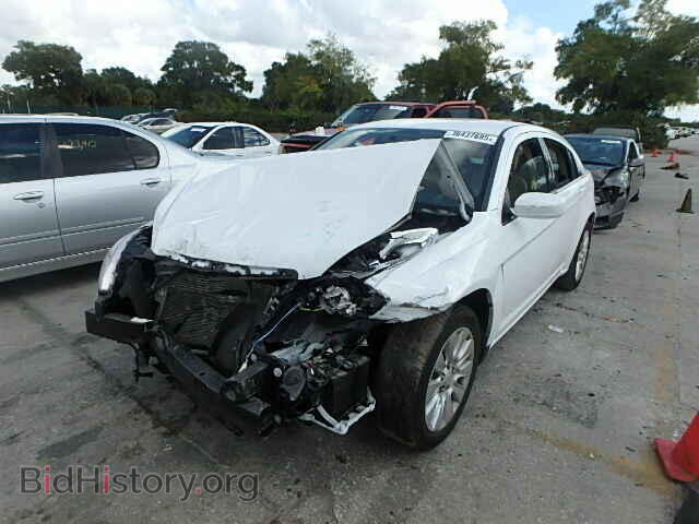 2014 CHRYSLER 200 - VIN: 1C3CCBAB1EN194729 - Фото 2