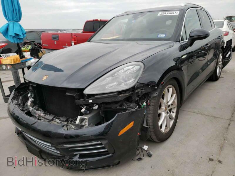 2019 Porsche CAYENNE (VIN WP1AE2AYXKDA50307) — photo 2 of 10