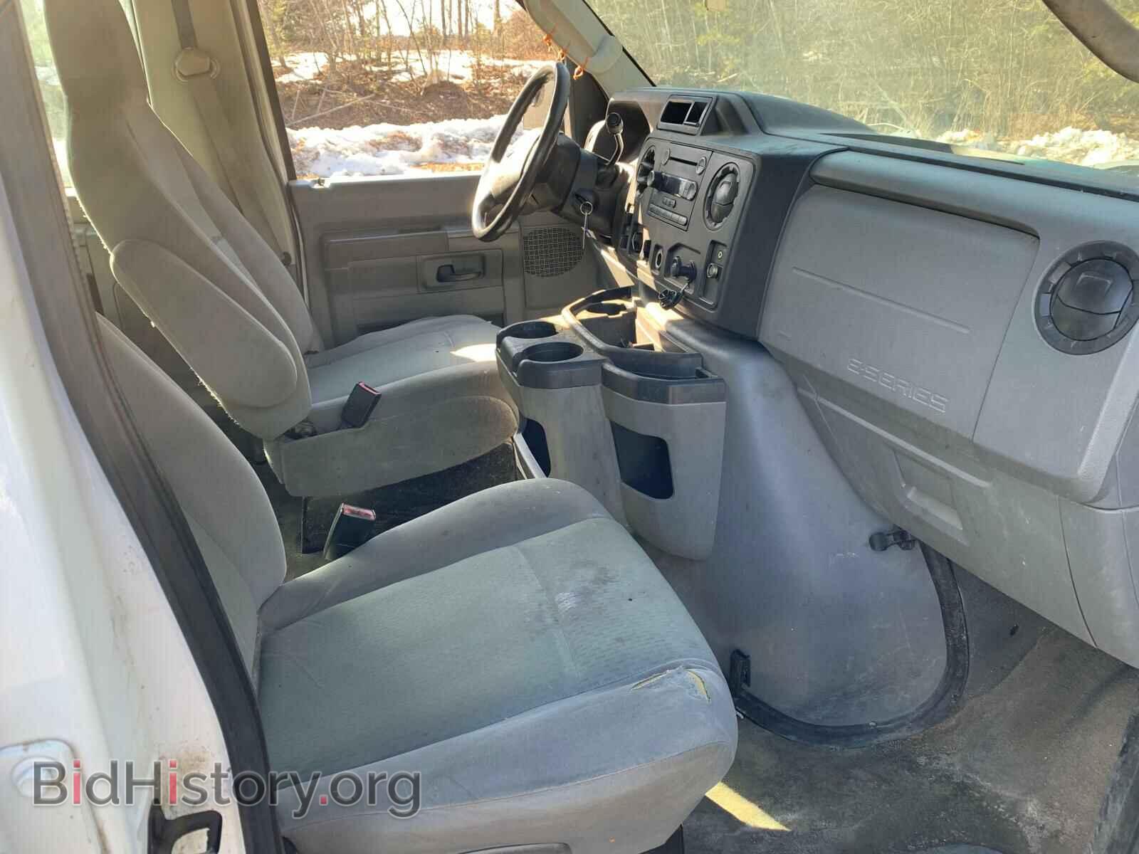 2010 FORD ECONOLINE - VIN: 1FBNE3BL5ADA32215 - Photo 5