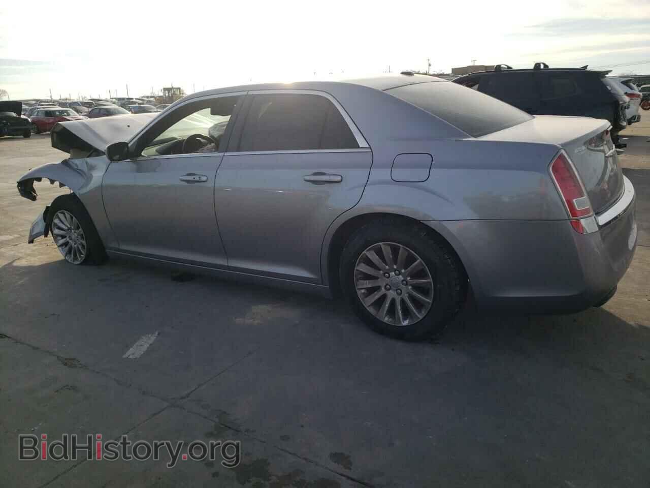 2014 CHRYSLER 300 - VIN: 2C3CCAAG0EH312896 - Фото 2