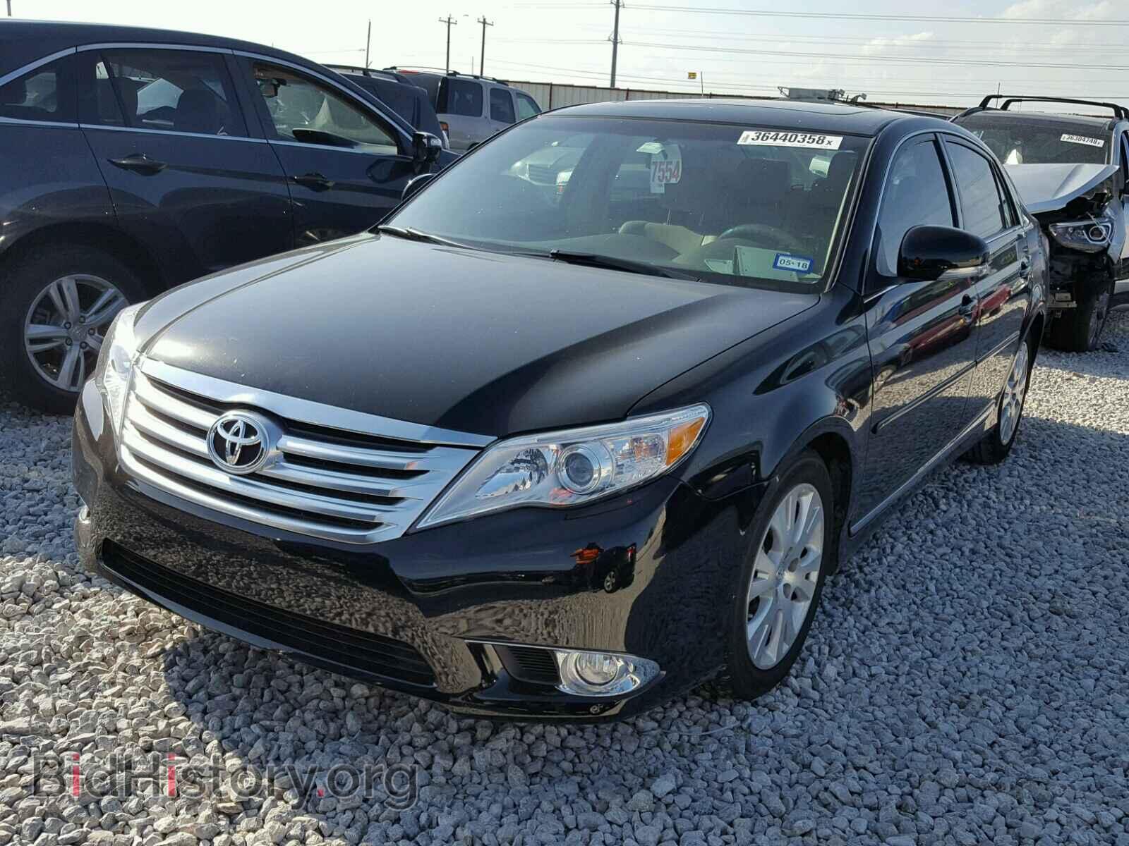 2011 TOYOTA AVALON - VIN: 4T1BK3DB2BU418065 - Фото 2