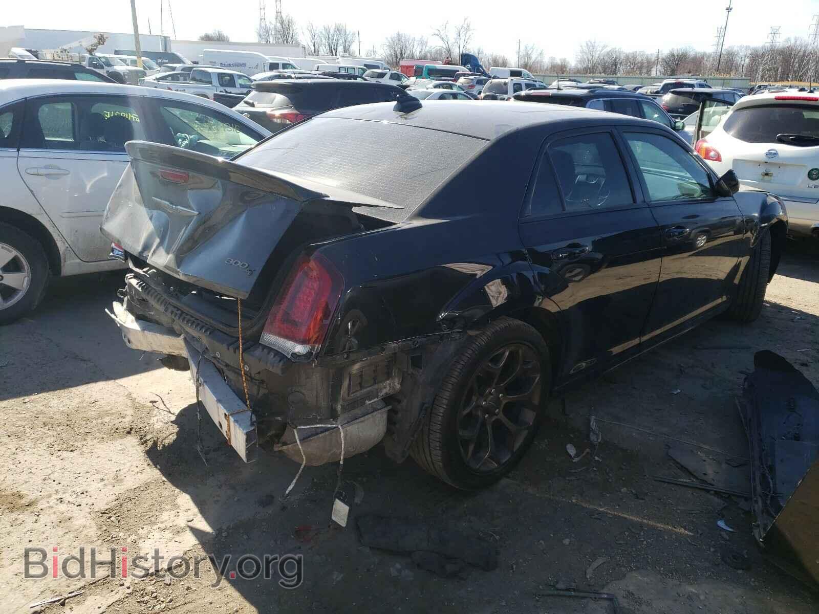2016 CHRYSLER 300 - VIN: 2C3CCABT3GH295008 - Фото 4