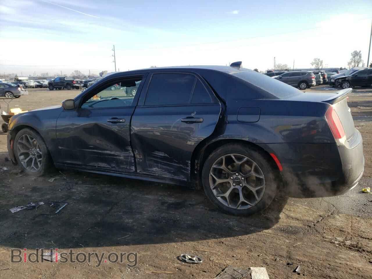 2016 CHRYSLER 300 - VIN: 2C3CCABT8GH123699 - Фото 2