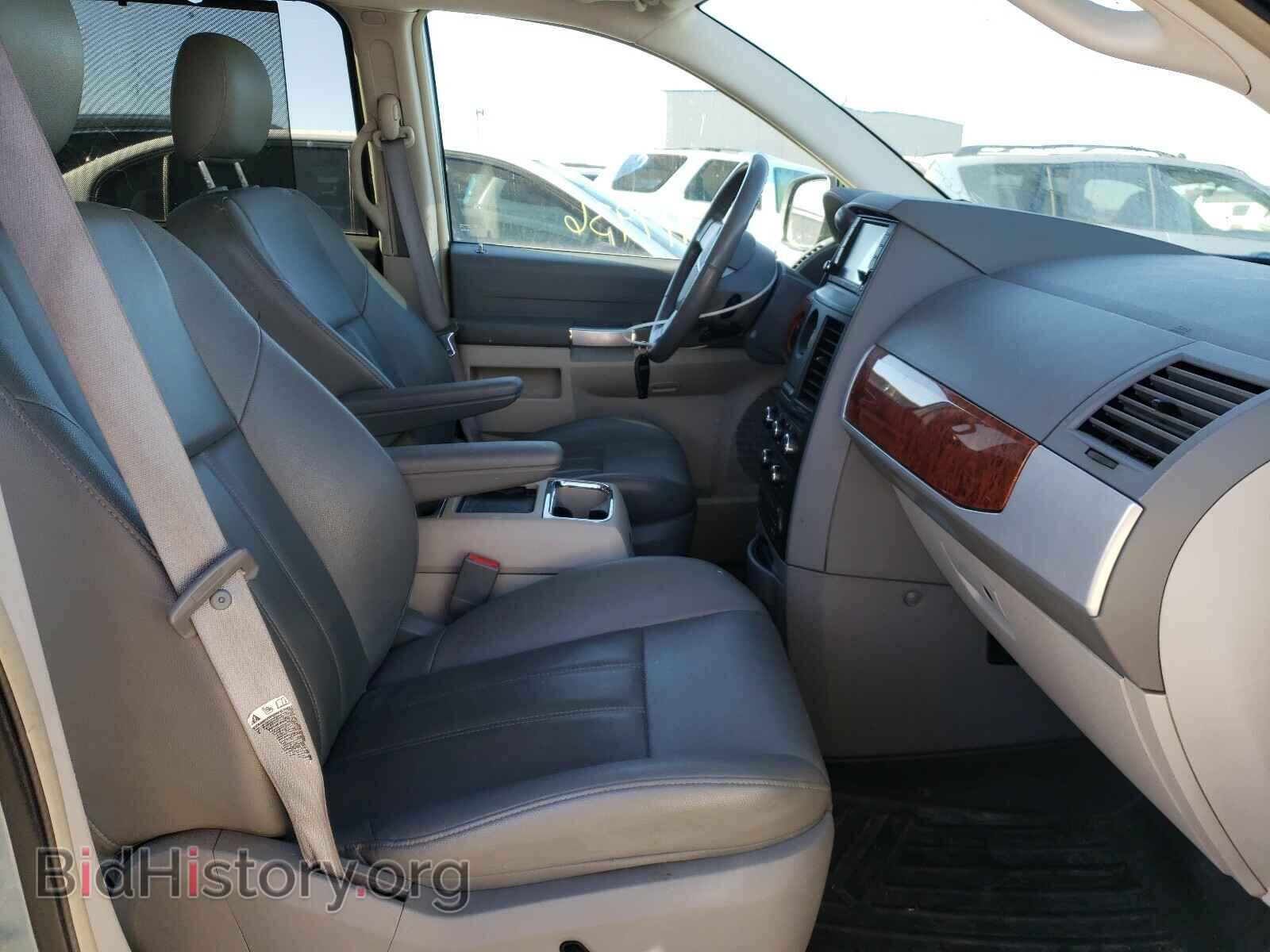 2008 CHRYSLER MINIVAN - VIN: 2A8HR54P08R721586 - Фото 5