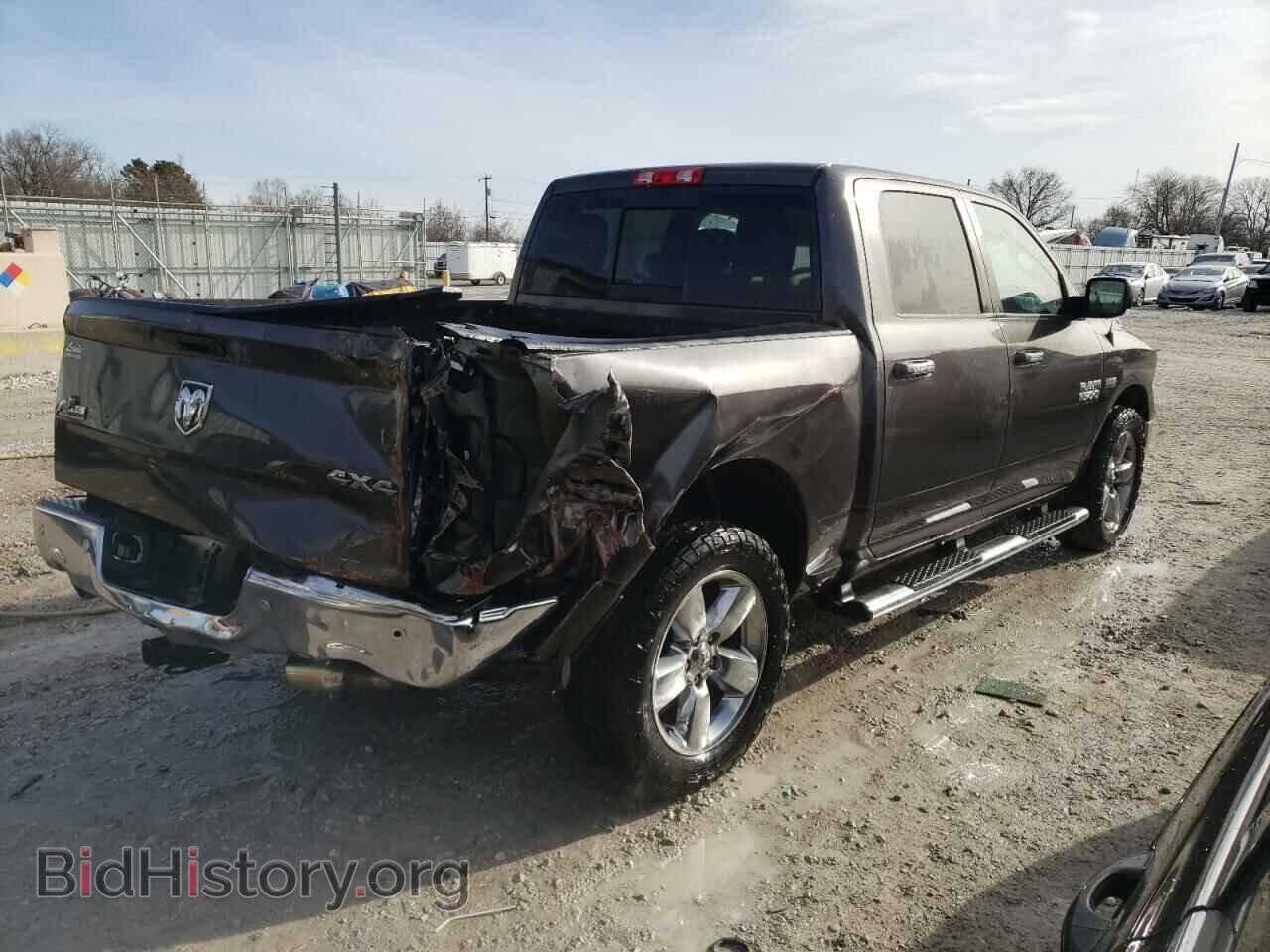 2017 RAM 1500 - VIN: 3C6RR7LT0HG524968 - Фото 3