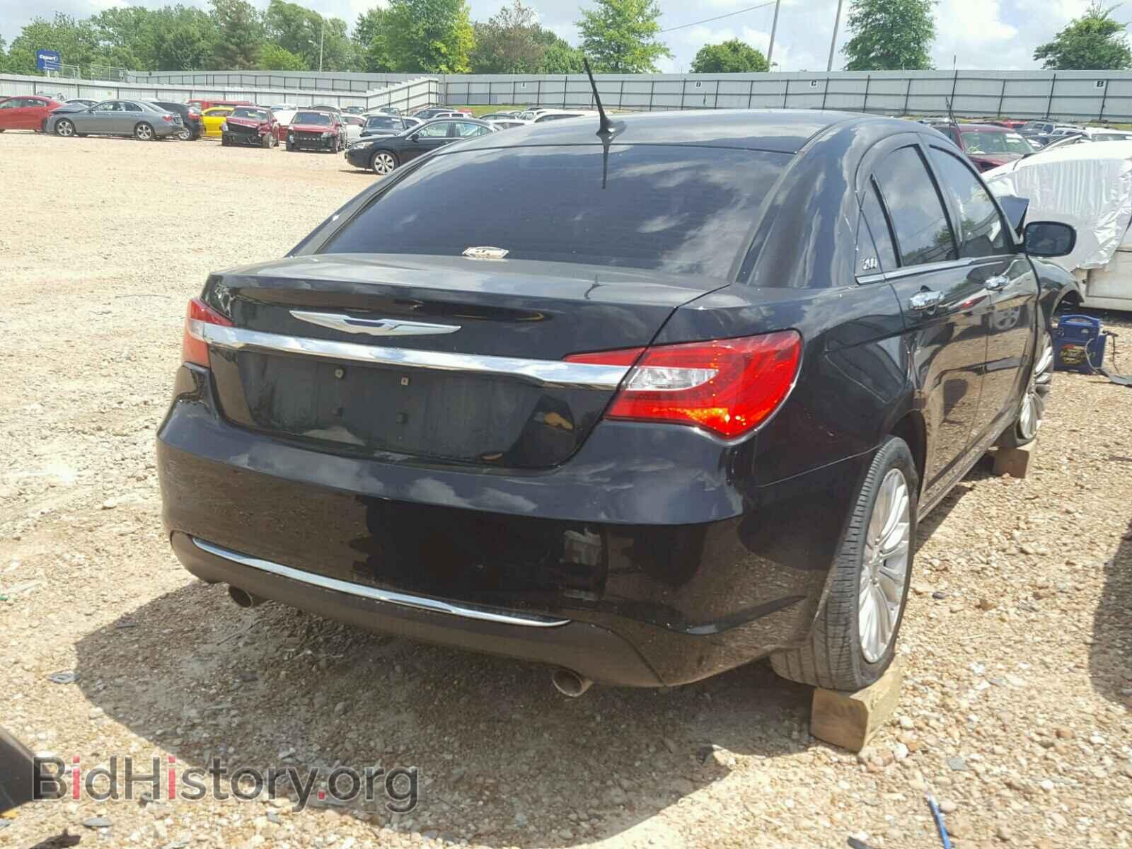 2012 CHRYSLER 200 - VIN: 1C3CCBCG5CN106402 - Фото 4