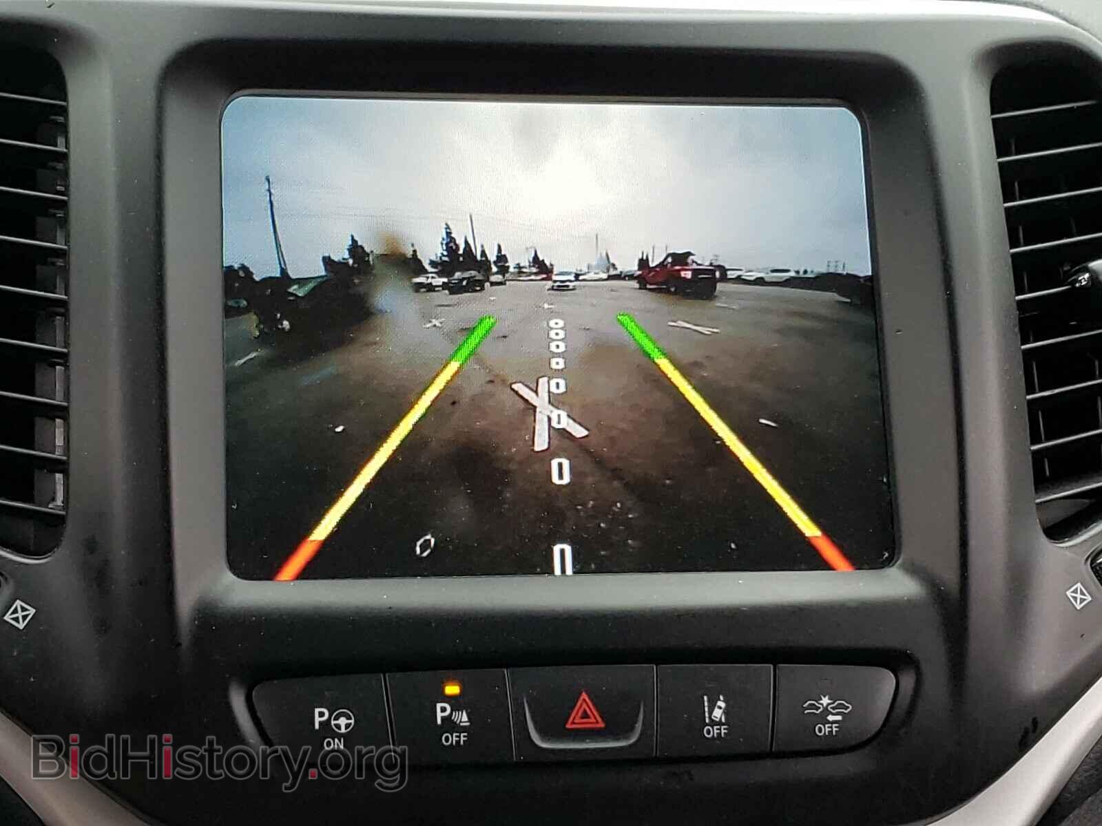 2018 JEEP CHEROKEE - VIN: 1C4PJMBX9JD569582 - Фото 9