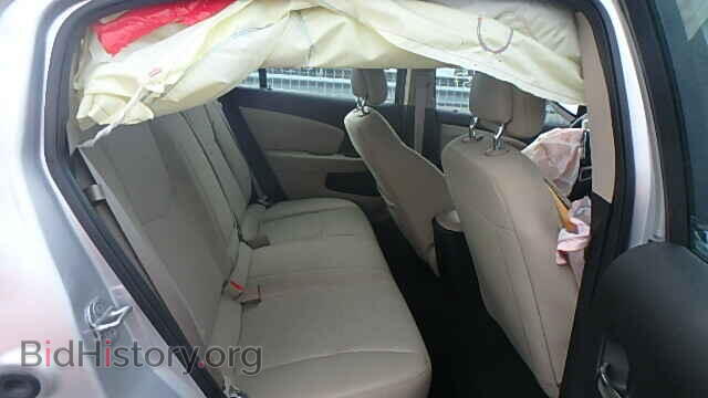 2011 CHRYSLER 200 - VIN: 1C3BC1FG7BN623295 - Фото 6