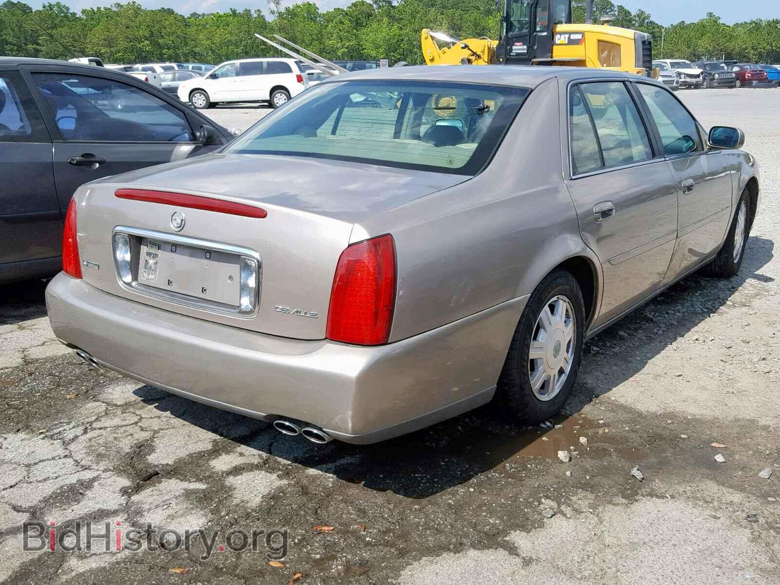 2004 CADILLAC DEVILLE - VIN: 1G6KD54YX4U141945 - Photo 4