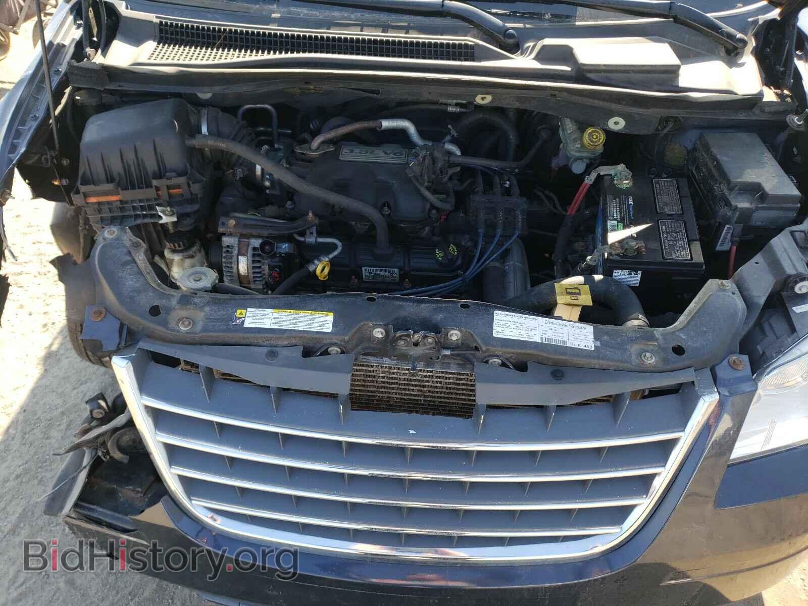 2008 CHRYSLER MINIVAN - VIN: 2A8HR54P78R736666 - Фото 7
