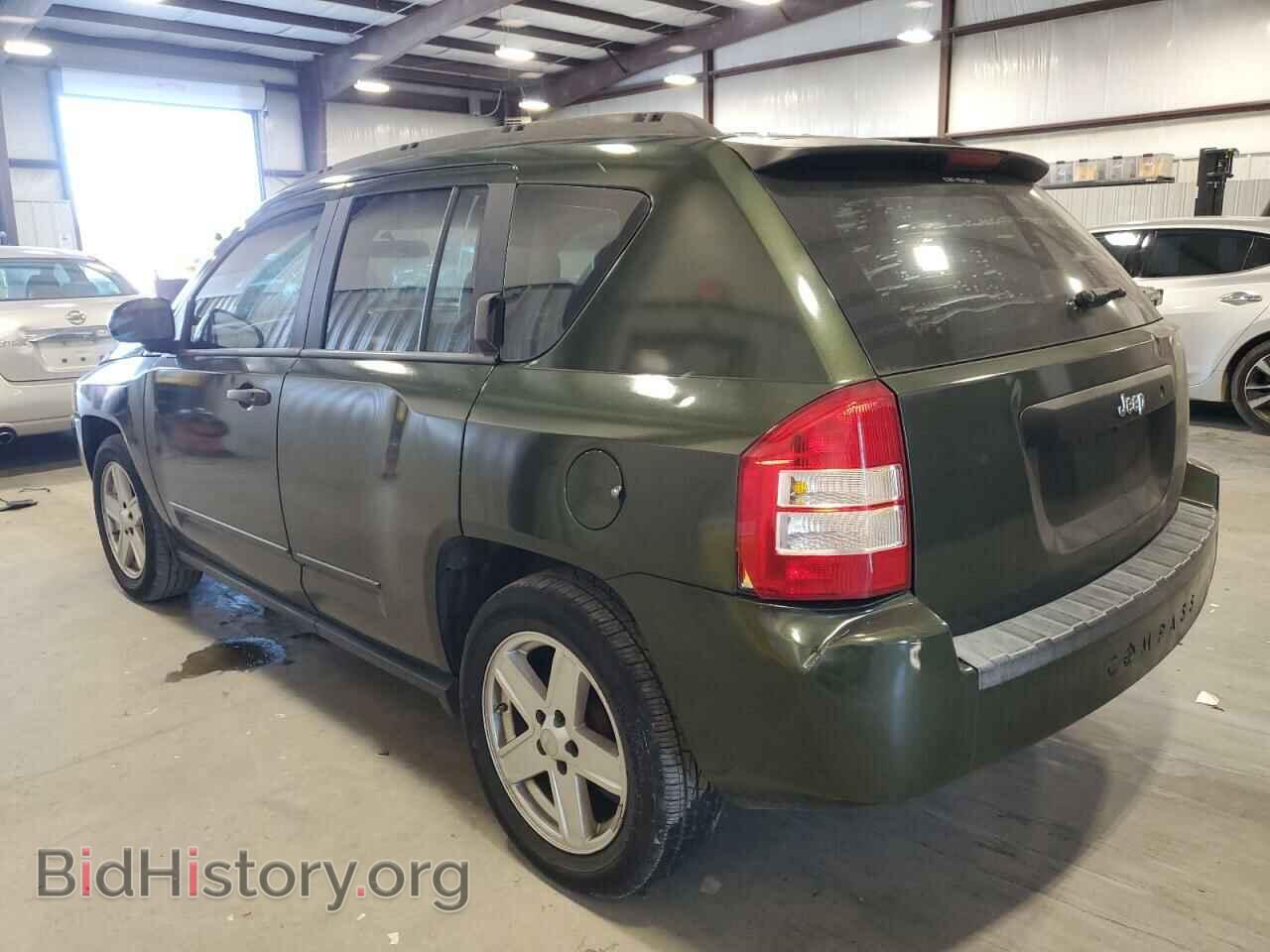 2008 JEEP COMPASS - VIN: 1J8FT47W58D649437 - Фото 2