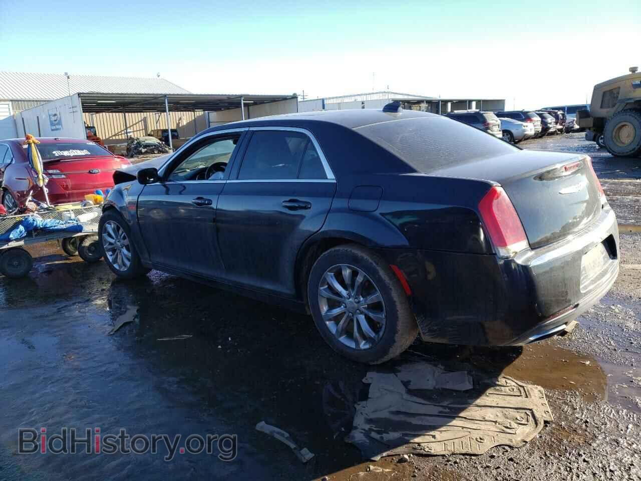 2015 CHRYSLER 300 - VIN: 2C3CCARG0FH830982 - Фото 2