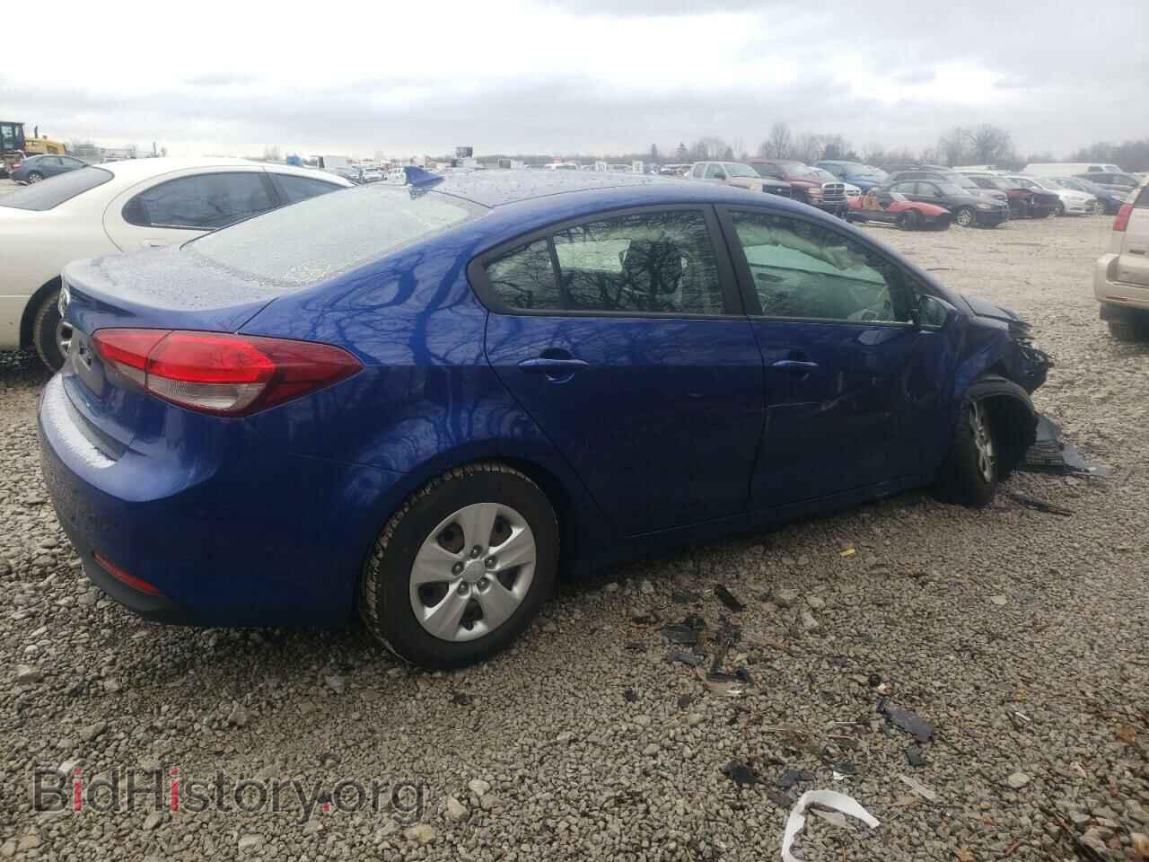2017 KIA FORTE - VIN: 3KPFK4A74HE142135 - Фото 3