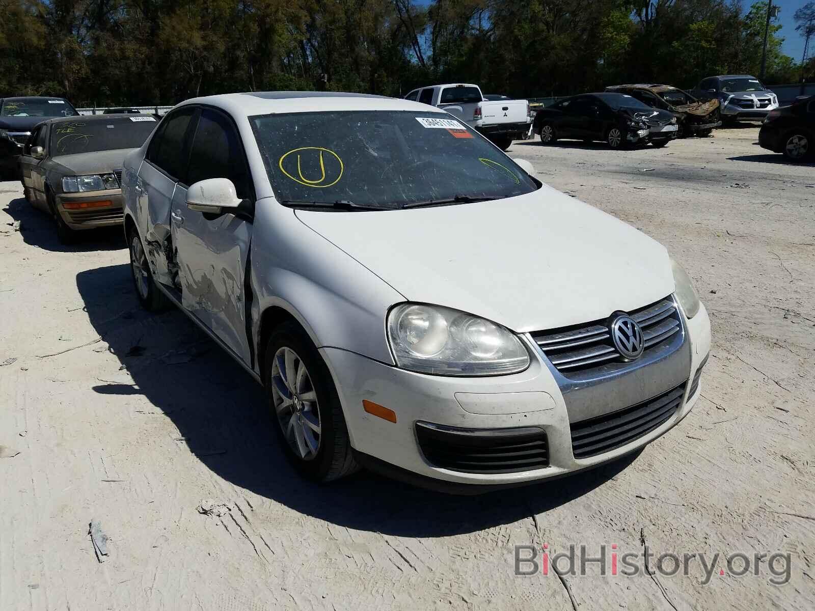 Photo 3VWRX7AJ0AM126633 - VOLKSWAGEN JETTA 2010