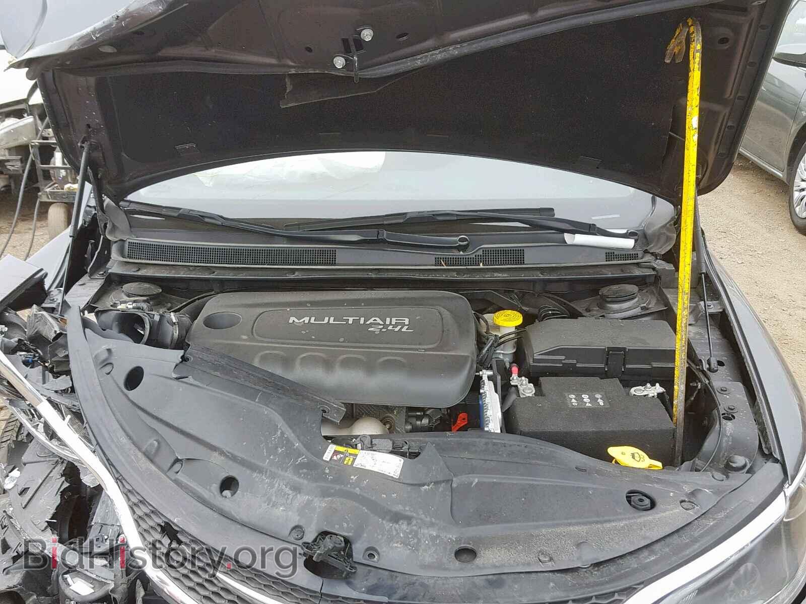 2016 CHRYSLER 200 - VIN: 1C3CCCAB1GN128934 - Фото 7