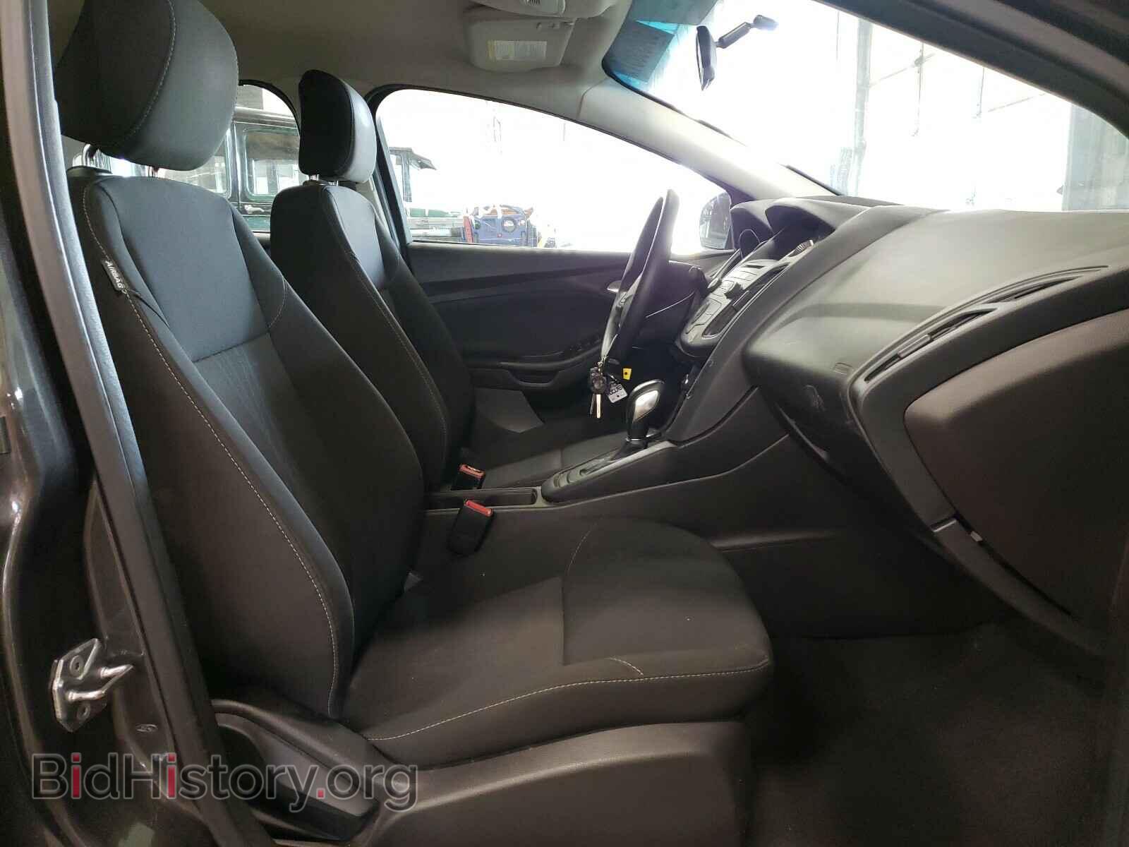 2016 FORD FOCUS - VIN: 1FADP3F24GL270063 - Photo 5