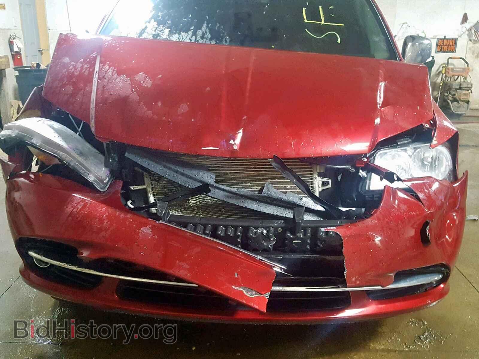 2015 CHRYSLER TOWN & COU - VIN: 2C4RC1CG4FR673840 - Фото 9